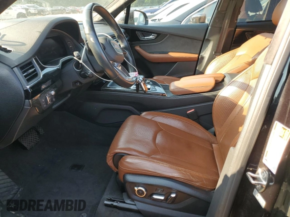 2018 Audi Q7 Prestige with VIN WA1VAAF79JD010611, listed as a Copart auction lot 61014685 with 158,977 mi miles and Salvage title. Bid and sale history available at DreamBid. Image 7.