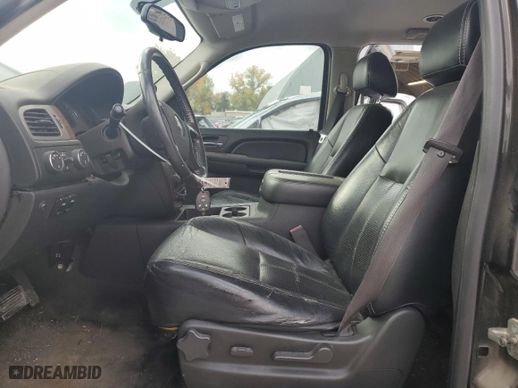 2009 Chevrolet Suburban LT w/2LT with VIN 1GNFK263X9R278809, listed as a Copart auction lot 77856924 with 139,744 mi miles and Salvage Title. Bid and sale history available at carsss.com. Image 7.