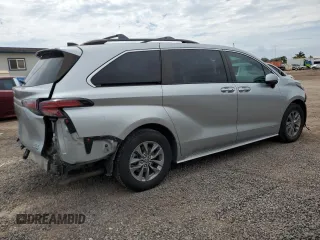 2021 Toyota Sienna XLE z VIN 5TDJRKEC4MS003091, wystawiony jako Copart lot #51657445 z przebiegiem 56 092 mil mil oraz Szkoda całkowita • Salvage title. Historia ofert i sprzedaży dostępna na DreamBid. Obrazek 3.
