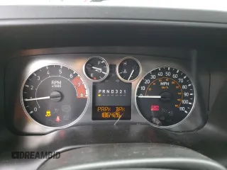 2008 Hummer H3 SUV with VIN 5GTEN13E088176685, listed as a Copart auction lot 58247064 with 186,426 mi miles and Salvage Title. Bid and sale history available at carsss.com. Image 9.