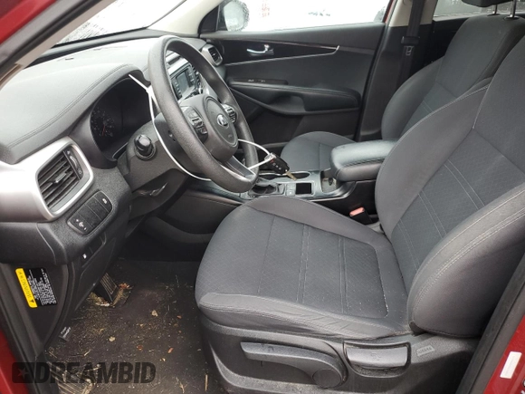 2017 Kia Sorento LX z VIN 5XYPGDA37HG328452, wystawiony jako Copart lot #83803644 z przebiegiem 133 518 mil mil oraz Szkoda całkowita • Salvage title. Historia ofert i sprzedaży dostępna na DreamBid. Obrazek 7.