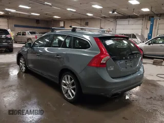 2016 Volvo V60 T5 Premier with VIN YV1612SK8G1311644, listed as a IAAI auction lot 41203569 with 96,242 mi miles. Bid and sale history available at carsss.com. Image 3.