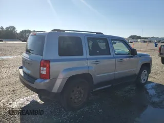 2016 Jeep Patriot Sport with VIN 1C4NJPBA5GD732418, listed as a Copart auction lot 45577185 with 203,575 mi miles and Clean Title. Bid and sale history available at carsss.com. Image 3.
