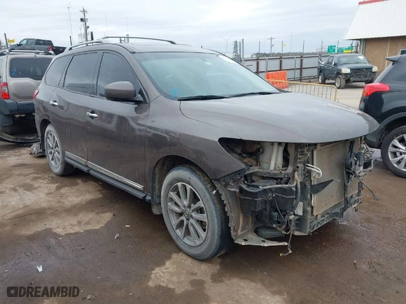2016 Nissan Pathfinder S with VIN 5N1AR2MN1GC659687, listed as a IAAI auction lot 41565883 with 149,421 mi miles. Bid and sale history available at carsss.com. Image 1.