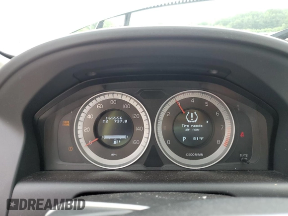 2013 Volvo XC60 T6 with VIN YV4902DZXD2462102, listed as a Copart auction lot 61441065 with 165,556 mi miles and Salvage title. Bid and sale history available at DreamBid. Image 9.