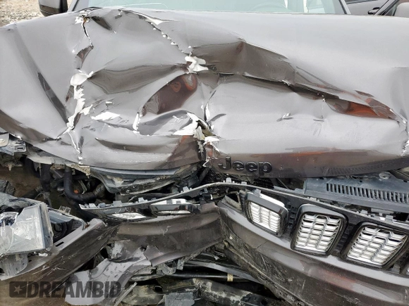 2019 Jeep Grand Cherokee Altitude z VIN 1C4RJEAG4KC811167, wystawiony jako Copart lot #55943695 z przebiegiem 131 090 mil mil oraz Szkoda całkowita • Salvage title. Historia ofert i sprzedaży dostępna na DreamBid. Obrazek 11.