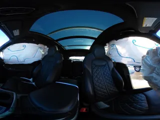 2020 Audi SQ7 z VIN WA1VWAF73LD010561, wystawiony jako IAAI lot #41344764 z przebiegiem Nie podano mil oraz . Historia ofert i sprzedaży dostępna na DreamBid. Obrazek 18.