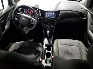 2018 Chevrolet Trax LT with VIN 3GNCJPSB0JL156634, listed as a Copart auction lot 51929825 with 77,814 mi miles and Clean Title. Bid and sale history available at carsss.com. Image 8.