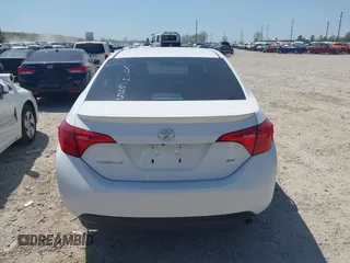 2017 Toyota Corolla L z VIN 2T1BURHE1HC814645, wystawiony jako IAAI lot #42113167 z przebiegiem 111 317 mil mil oraz . Historia ofert i sprzedaży dostępna na DreamBid. Obrazek 17.