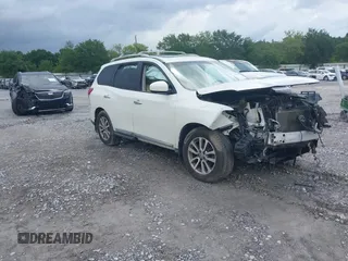2015 Nissan Pathfinder SV with VIN 5N1AR2MN1FC707123, listed as a IAAI auction lot 42525435 with 144,006 mi miles and . Bid and sale history available at DreamBid. Image 1.