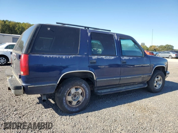 1999 GMC Yukon with VIN 1GKEK13R3XJ757466, listed as a Copart auction lot 75750884 with 270,768 mi miles and Salvage Title. Bid and sale history available at carsss.com. Image 3.