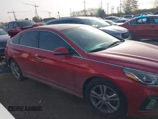 2018 Hyundai Sonata Limited with VIN 5NPE34AF8JH642221, listed as a IAAI auction lot 41720060 with 45,998 mi miles. Bid and sale history available at carsss.com. Image 13.