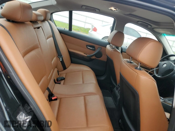 2011 BMW 3 Series 328i xDrive with VIN WBAPK5G59BNN27917, listed as a Copart auction lot 54679245 with 126,397 mi miles and Non Repairable. Bid and sale history available at DreamBid. Image 10.