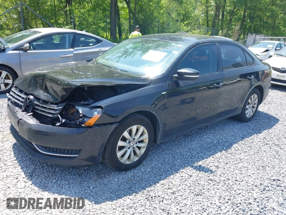 2014 Volkswagen Passat S с VIN 1VWAP7A31EC003851, выставлен на аукционе IAAI как лот 42392804 с пробегом 156 302 миль миль и . История ставок и продаж доступна на DreamBid. Изображение 2.