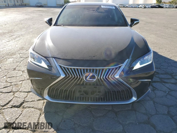 2021 Lexus ES with VIN 58ACA1C1XMU001292, listed as a Copart auction lot 77035514 with 142,564 mi miles and Salvage Title. Bid and sale history available at carsss.com. Image 5.