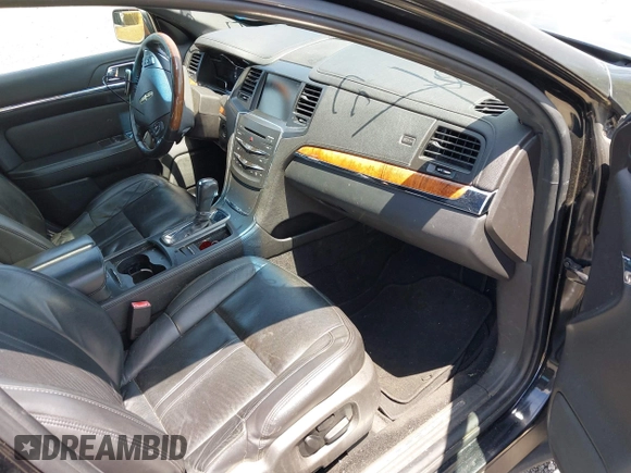 2013 Lincoln MKS with VIN 1LNHL9DKXDG601595, listed as a IAAI auction lot 42239041 with 224,537 mi miles and . Bid and sale history available at DreamBid. Image 5.