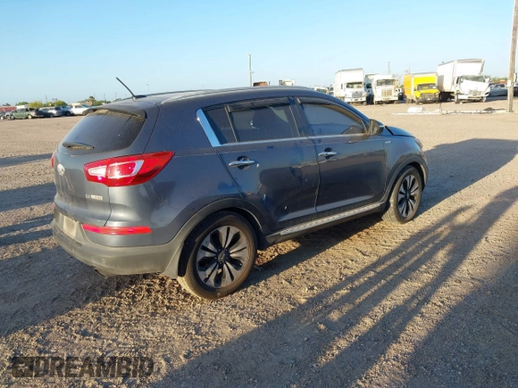 2013 Kia Sportage SX with VIN KNDPCCA60D7447693, listed as a IAAI auction lot 42025038 with Not Provided miles and . Bid and sale history available at carsss.com. Image 4.