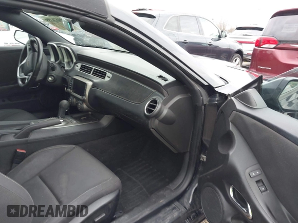 2013 Chevrolet Camaro LT with VIN 2G1FB3D31D9108495, listed as a IAAI auction lot 41914333 with 121,578 mi miles and . Bid and sale history available at DreamBid. Image 5.