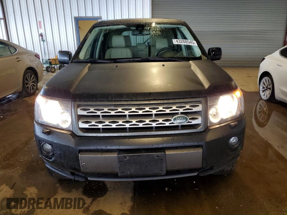 2011 Land Rover LR2 HSE with VIN SALFR2BN8BH267405, listed as a Copart auction lot 43288545 with 109,622 mi miles and Salvage title. Bid and sale history available at DreamBid. Image 5.