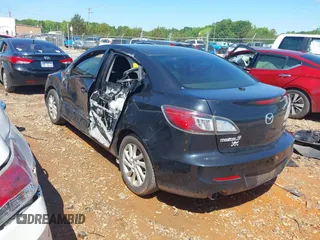 2012 Mazda 3 i Touring z VIN JM1BL1V70C1541141, wystawiony jako IAAI lot #42234171 z przebiegiem 105 737 mil mil oraz . Historia ofert i sprzedaży dostępna na DreamBid. Obrazek 3.