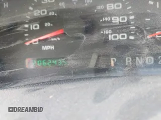 2002 Ford F-250 XL с VIN 1FTNX20L32EB53078, выставлен на аукционе IAAI как лот 42611830 с пробегом 206 243 миль миль и . История ставок и продаж доступна на DreamBid. Изображение 7.