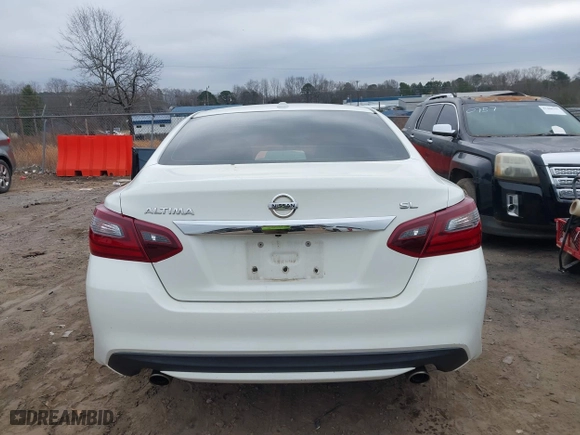 2018 Nissan Altima 2.5 SV with VIN 1N4AL3AP9JC150008, listed as a IAAI auction lot 41481389 with 104,796 mi miles. Bid and sale history available at carsss.com. Image 17.