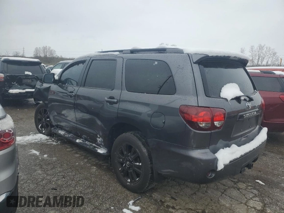 2019 Toyota Sequoia SR5 with VIN 5TDBY5G15KS173235, listed as a Copart auction lot 82596994 with 0 mi miles and Salvage Title. Bid and sale history available at carsss.com. Image 2.