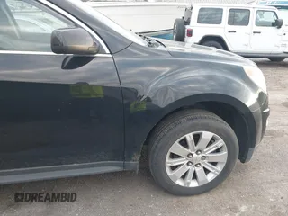 2011 Chevrolet Equinox 2LT with VIN 2CNFLPE59B6477272, listed as a IAAI auction lot 41809221 with 199,787 mi miles and . Bid and sale history available at carsss.com. Image 6.