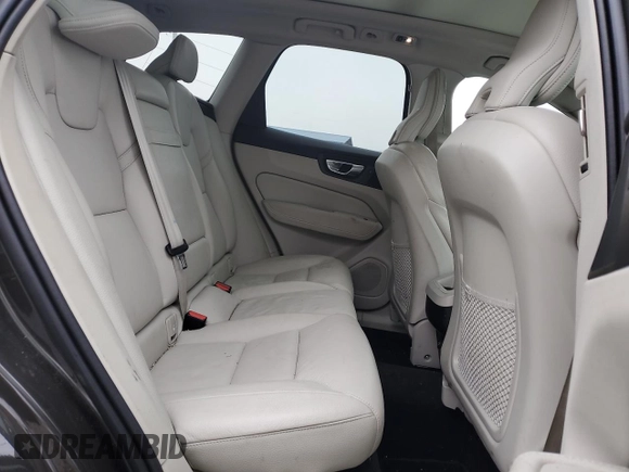 2020 Volvo XC60 Momentum z VIN YV4102DK6L1565733, wystawiony jako Copart lot #43753185 z przebiegiem 120 811 mil mil oraz Nie do naprawy • Non repairable. Historia ofert i sprzedaży dostępna na DreamBid. Obrazek 11.
