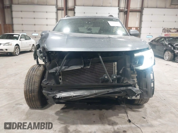 2024 Volkswagen Atlas SE with VIN 1V2HR2CA6RC534817, listed as a IAAI auction lot 41655227 with 39,214 mi miles and . Bid and sale history available at DreamBid. Image 19.