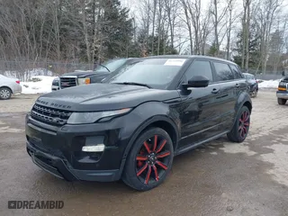 2015 Land Rover Range Rover Evoque Dynamic with VIN SALVT2BG4FH987076, listed as a IAAI auction lot 41724990 with 109,221 mi miles. Bid and sale history available at carsss.com. Image 17.