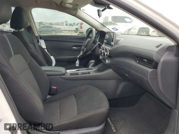 2024 Nissan Sentra SV with VIN 3N1AB8CV8RY294029, listed as a Copart auction lot 54939025 with 29,723 mi miles and Salvage Title. Bid and sale history available at DreamBid. Image 7.