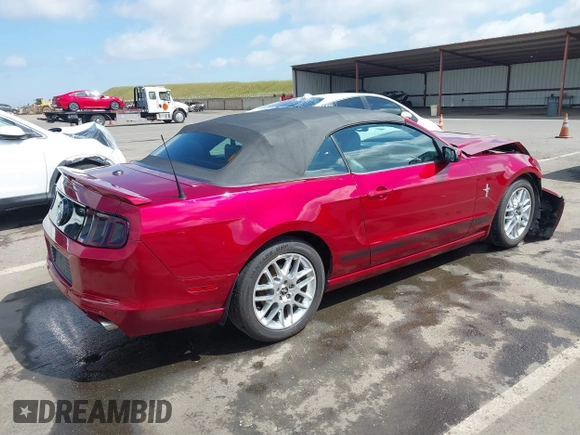 2014 Ford Mustang V6 with VIN 1ZVBP8EM1E5328100, listed as a IAAI auction lot 42075826 with 83,921 mi miles and . Bid and sale history available at DreamBid. Image 4.