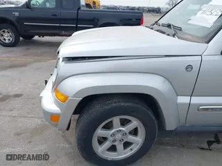 2007 Jeep Liberty Limited with VIN 1J4GL58K97W646776, listed as a IAAI auction lot 41851525 with 141,136 mi miles. Bid and sale history available at carsss.com. Image 6.