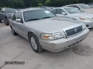 2008 Mercury Grand Marquis LS z VIN 2MEFM75V58X635416, wystawiony jako IAAI lot #42293676 z przebiegiem 118 838 mil mil oraz . Historia ofert i sprzedaży dostępna na DreamBid. Obrazek 1.