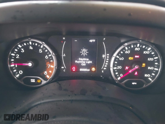 2015 Jeep Renegade Latitude with VIN ZACCJBBH7FPB51994, listed as a IAAI auction lot 41658051 with 95,580 mi miles. Bid and sale history available at carsss.com. Image 7.