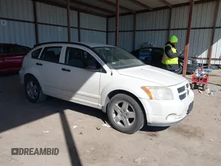 2007 Dodge Caliber SXT z VIN 1B3HB48B27D259314, wystawiony jako IAAI lot #41633655 z przebiegiem 259 041 mil mil oraz . Historia ofert i sprzedaży dostępna na DreamBid. Obrazek 1.