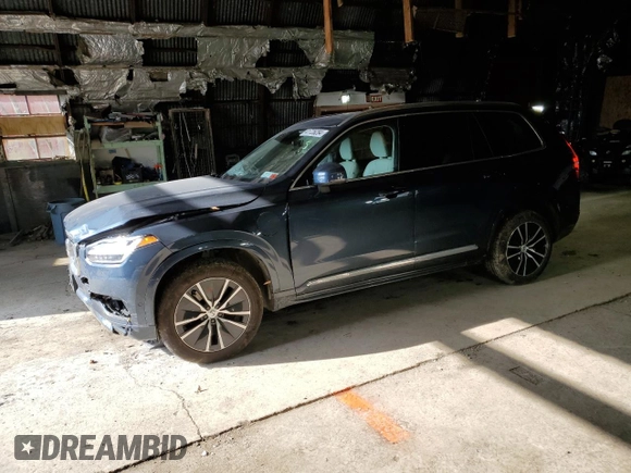 2021 Volvo XC90 Inscription Expression with VIN YV4BR00K0M1764086, listed as a Copart auction lot 41726284 with 37,641 mi miles. Bid and sale history available at carsss.com. Image 1.