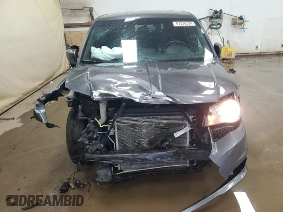 2016 Dodge Grand Caravan SXT with VIN 2C4RDGCG6GR135349, listed as a Copart auction lot 87276224 with 136,109 mi miles and Clean Title. Bid and sale history available at DreamBid. Image 5.