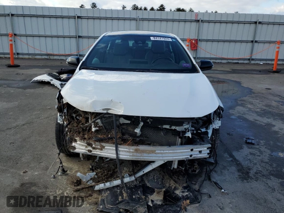2021 Toyota Corolla SE with VIN 5YFM4MCE3MP091250, listed as a Copart auction lot 84141924 with 45,560 mi miles and Salvage Title. Bid and sale history available at carsss.com. Image 5.