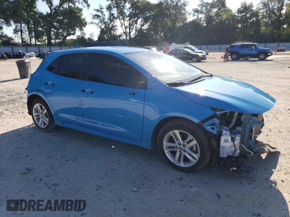 2021 Toyota Corolla Hatchback SE with VIN JTND4MBE5M3135173, listed as a Copart auction lot 60318104 with 55,308 mi miles and Salvage Title. Bid and sale history available at carsss.com. Image 4.