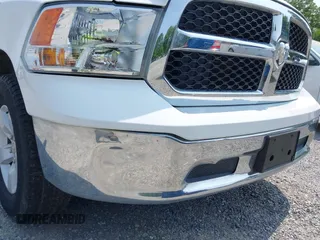2019 Ram 1500 Tradesman с VIN 3C6JR7DT1KG585748, выставлен на аукционе IAAI как лот 42388256 с пробегом 161 573 миль миль и . История ставок и продаж доступна на DreamBid. Изображение 18.