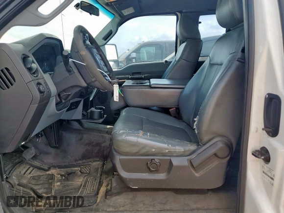 2013 Ford F-350 XL z VIN 1FD8X3HT8DEA92851, wystawiony jako Copart lot #54334765 z przebiegiem 293 897 mil mil oraz Tytuł czysty. Historia ofert i sprzedaży dostępna na DreamBid. Obrazek 7.
