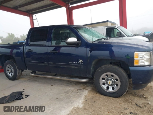 2011 Chevrolet Silverado 1500 LT with VIN 3GCPCSEA5BG150008, listed as a IAAI auction lot 41103732 with 180,005 mi miles and . Bid and sale history available at DreamBid. Image 14.