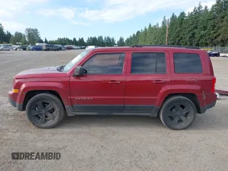 2016 Jeep Patriot Latitude with VIN 1C4NJPFB8GD562445, listed as a IAAI auction lot 42513967 with 87,991 mi miles and . Bid and sale history available at DreamBid. Image 15.