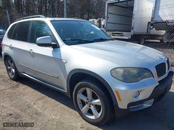 2009 BMW X5 30i with VIN 5UXFE435X9L272544, listed as a IAAI auction lot 42017376 with 118,793 mi miles. Bid and sale history available at carsss.com. Image 1.