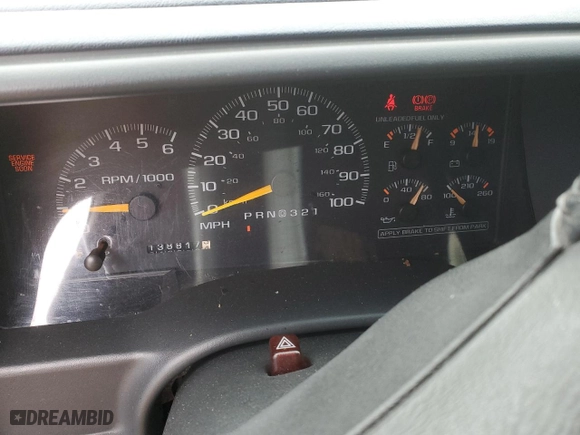 1998 GMC Suburban with VIN 3GKEC16R4WG510014, listed as a Copart auction lot 88412675 with 138817 miles and Salvage Title. Bid and sale history available at carsss.com. Image 9.