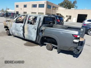 2023 Nissan Frontier SV z VIN 1N6ED1EJ1PN621145, wystawiony jako IAAI lot #41881254 z przebiegiem Nie podano mil oraz . Historia ofert i sprzedaży dostępna na DreamBid. Obrazek 3.