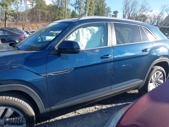 2021 Volkswagen Atlas SE with VIN 1V2WE2CA4MC204010, listed as a IAAI auction lot 41252081 with 41,106 mi miles and . Bid and sale history available at DreamBid. Image 14.