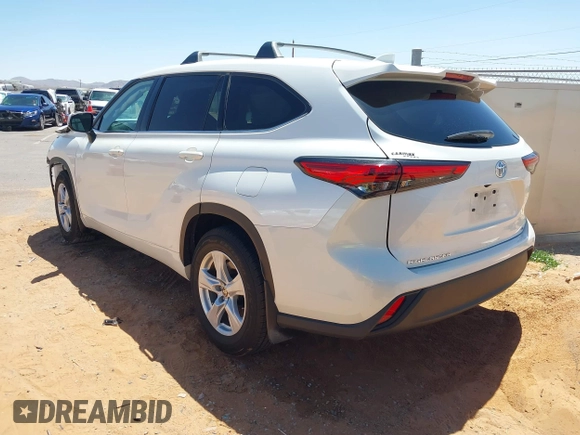 2021 Toyota Highlander L z VIN 5TDZZRAH1MS071300, wystawiony jako IAAI lot #42151244 z przebiegiem 32 780 mil mil oraz . Historia ofert i sprzedaży dostępna na DreamBid. Obrazek 3.
